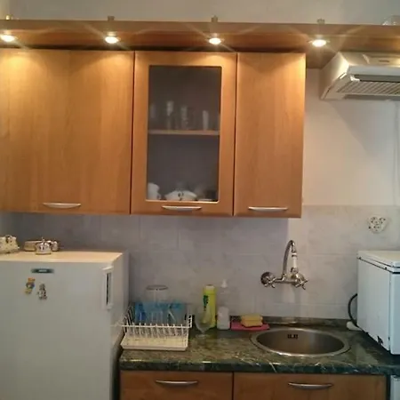 Apartament Vacation 1 *