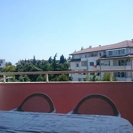 Vacation 1 *